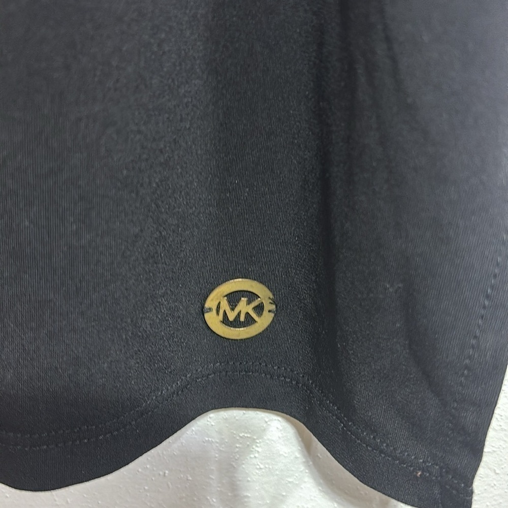 Michael Kors Black Short Sleeve cold shoulder shirt Top.size medium - Picture 4 of 9